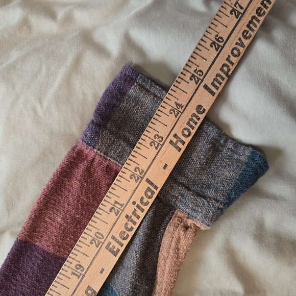 Hollister's Fall Colored Flannel - Picture 7 of 8